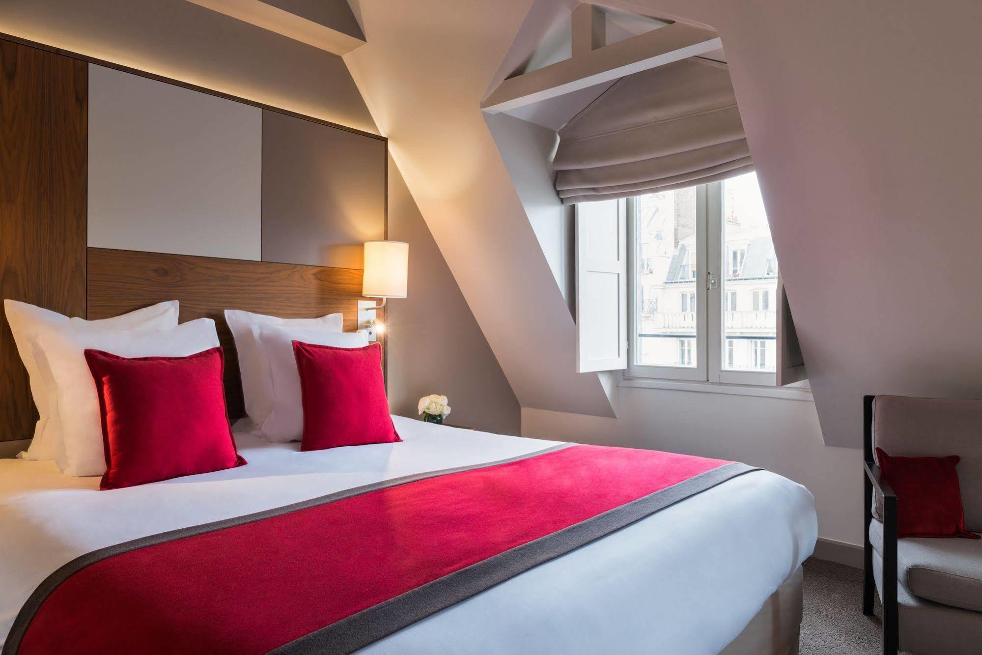 Hotel Le Tourville Eiffel Paris