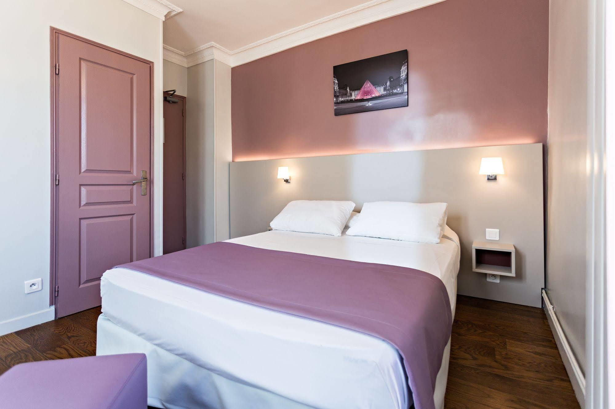 Modern Hotel 2*