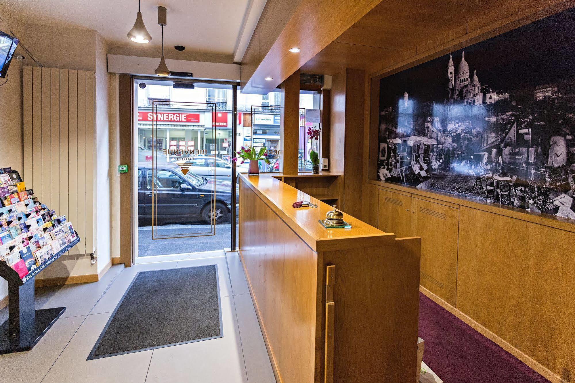 Modern Hotel 2*