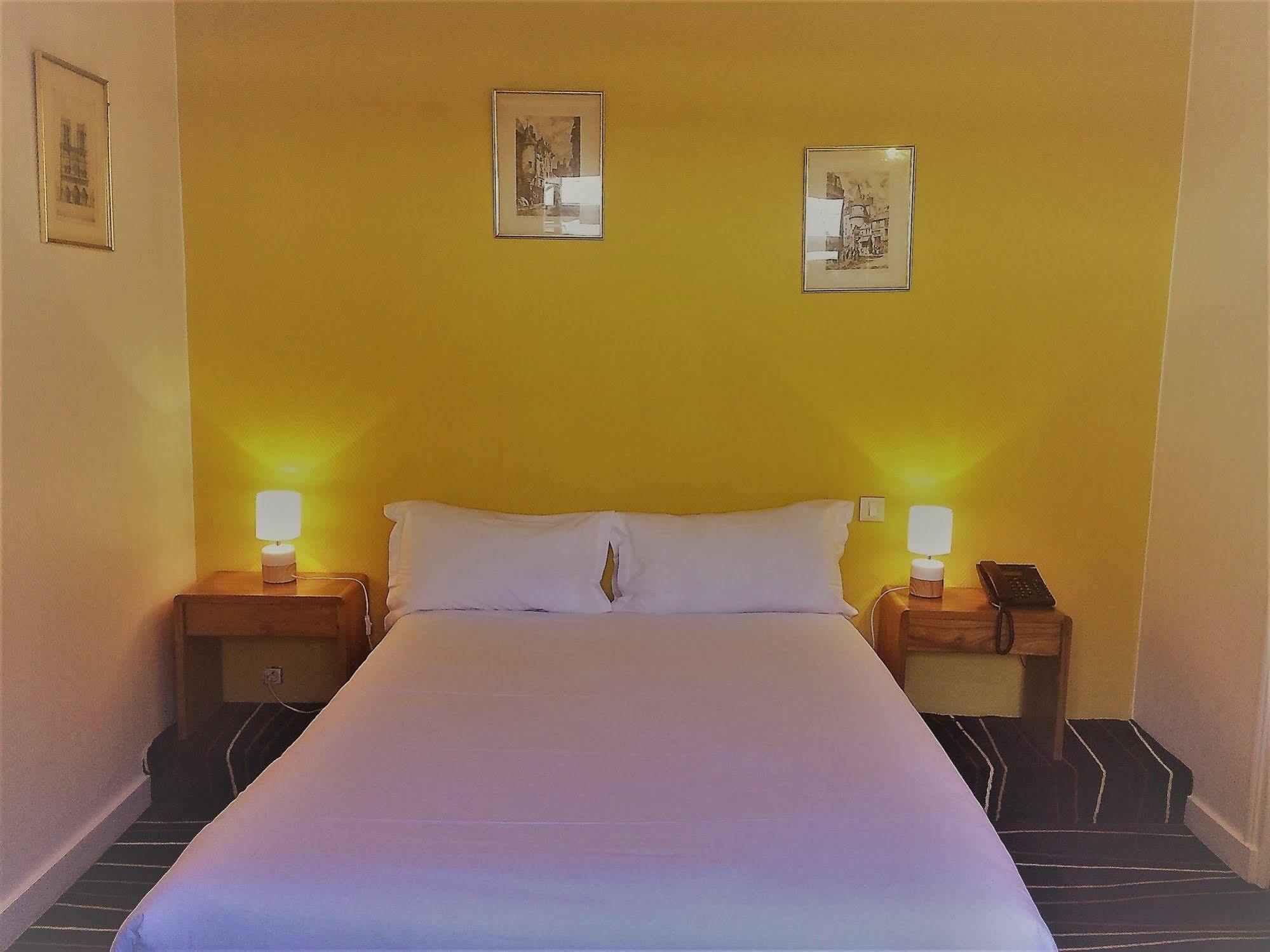Wallace - Orso Hotel Paris