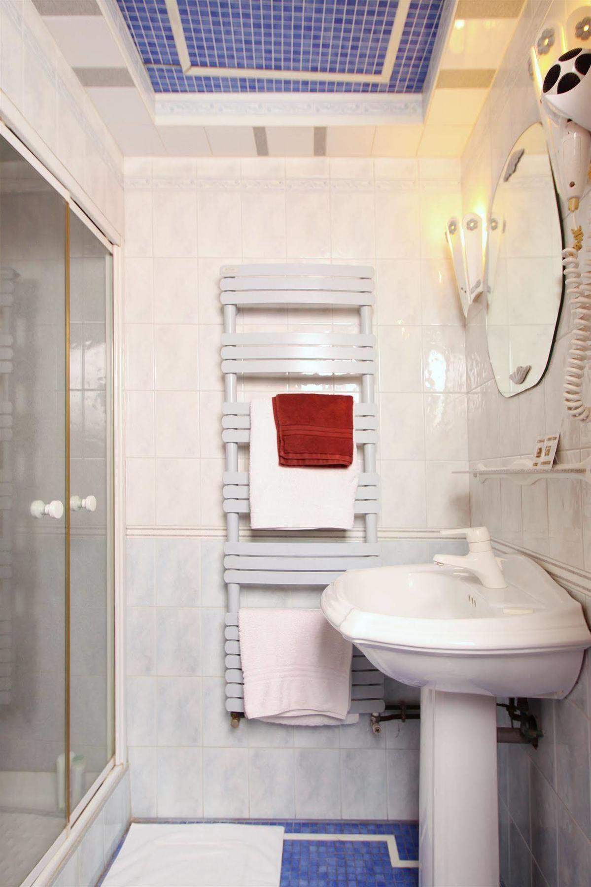 Hotel Marignan Paris