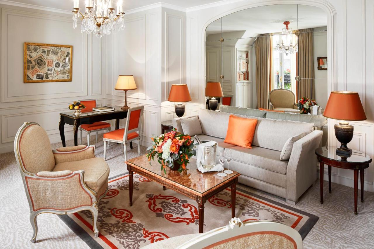 Hotel Plaza Athenee - Dorchester Collection