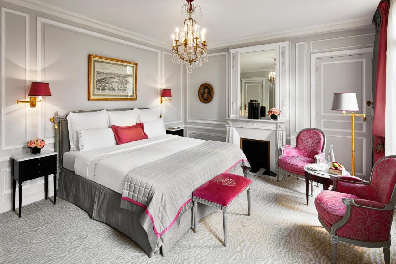 Hotel Plaza Athenee - Dorchester Collection 5*