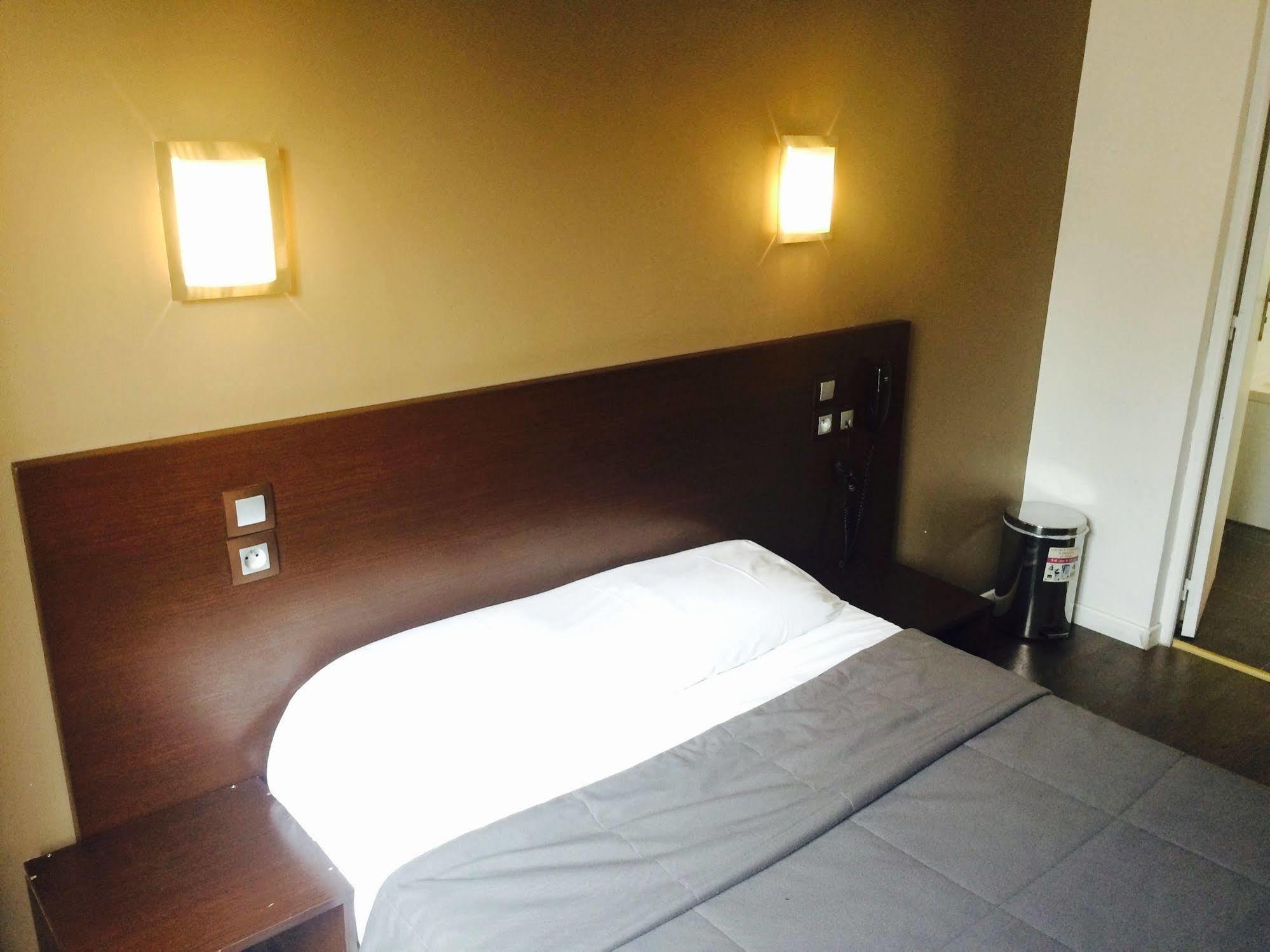 Hotel Grand Magenta