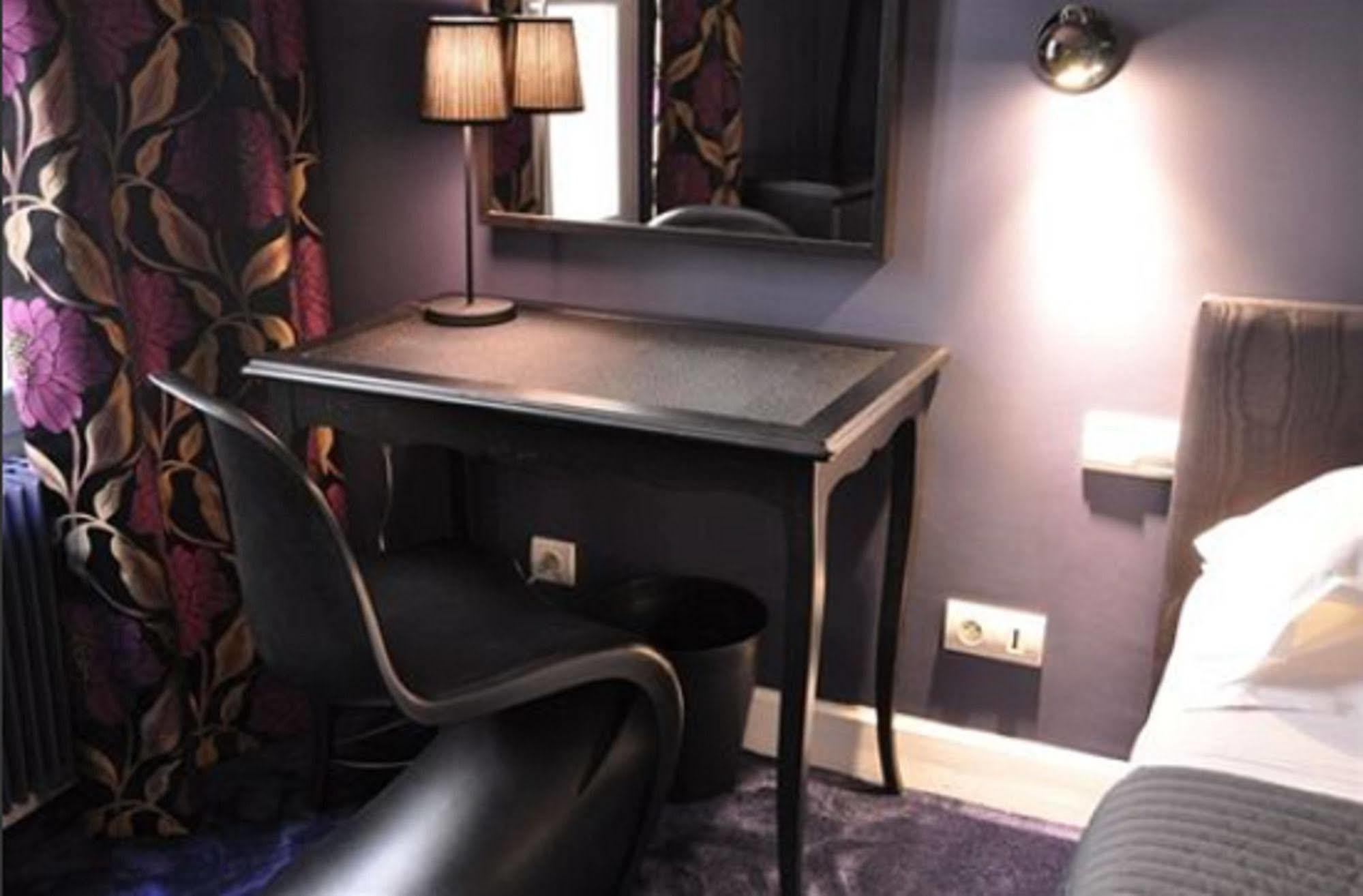 Noir Hotel 3*