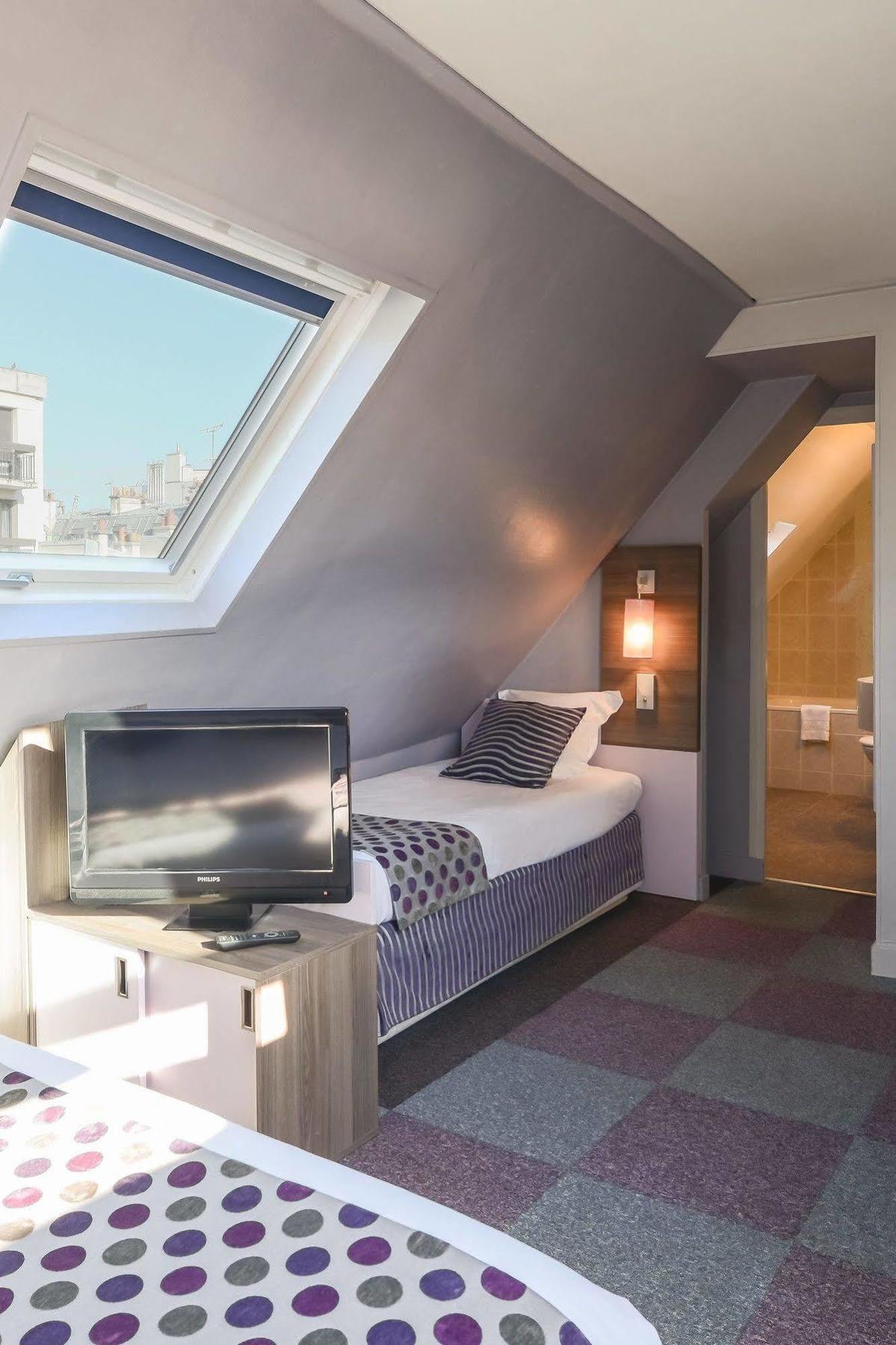 Hotel Comfort Nation Père Lachaise Paris