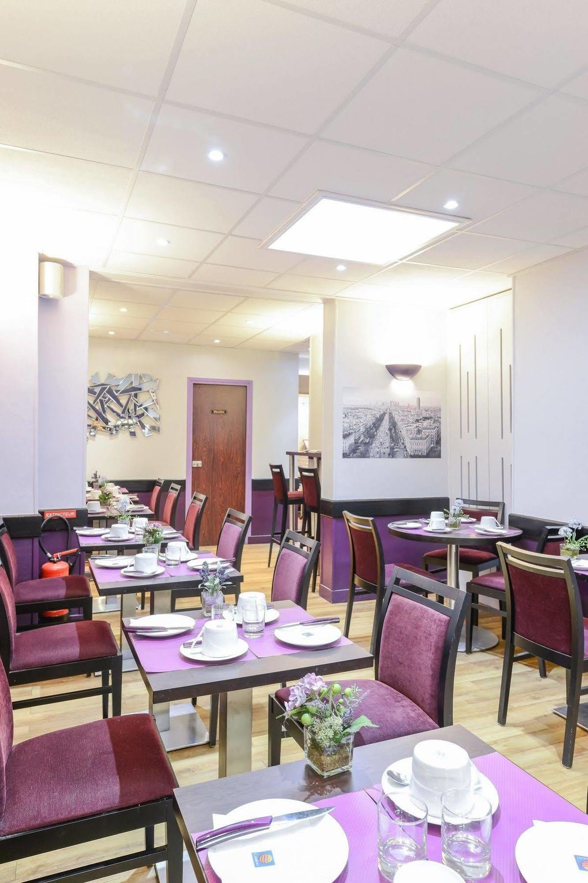 Hotel Comfort Nation Père Lachaise 3*