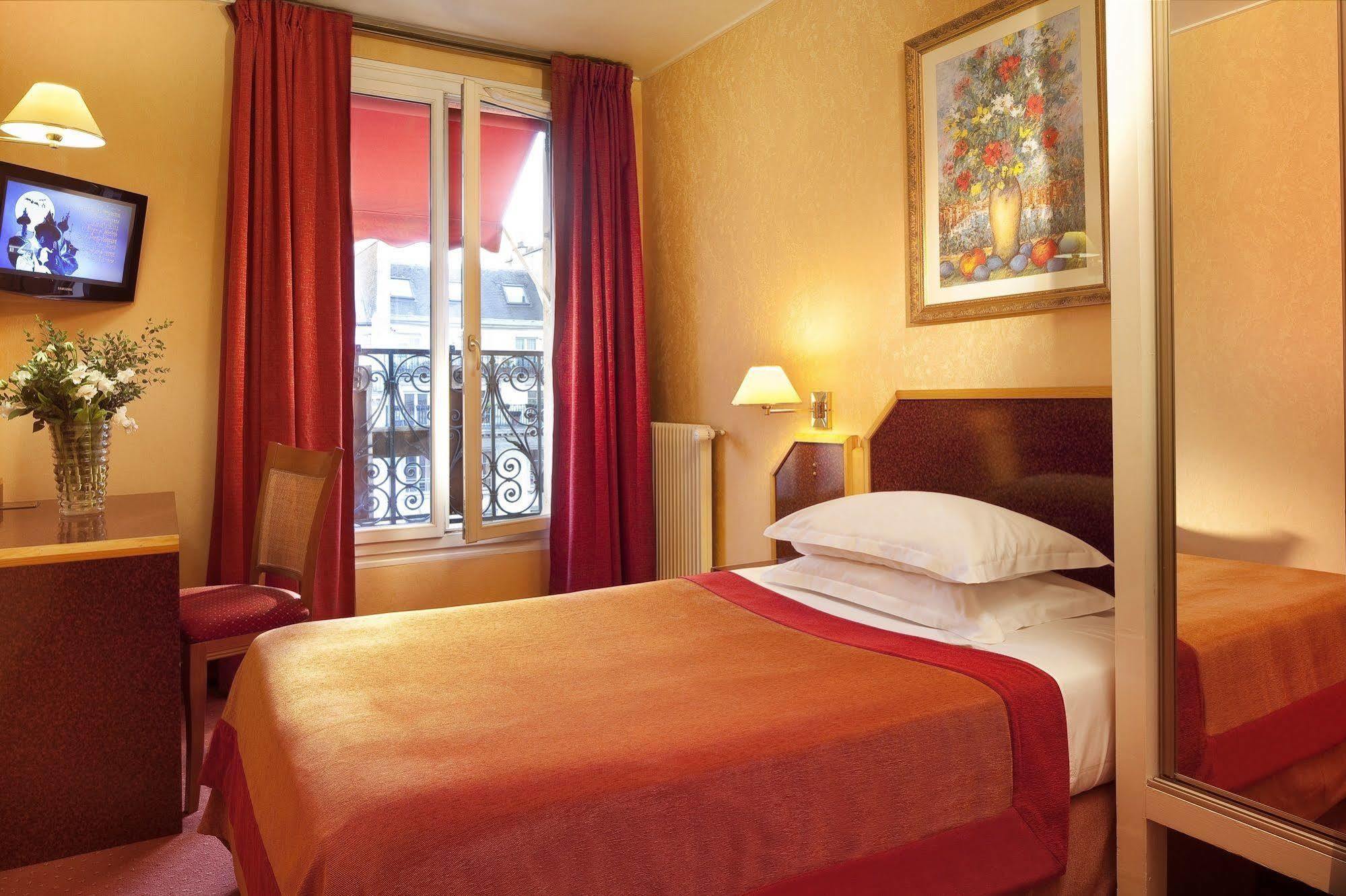 Paix Republique Hotel Paris