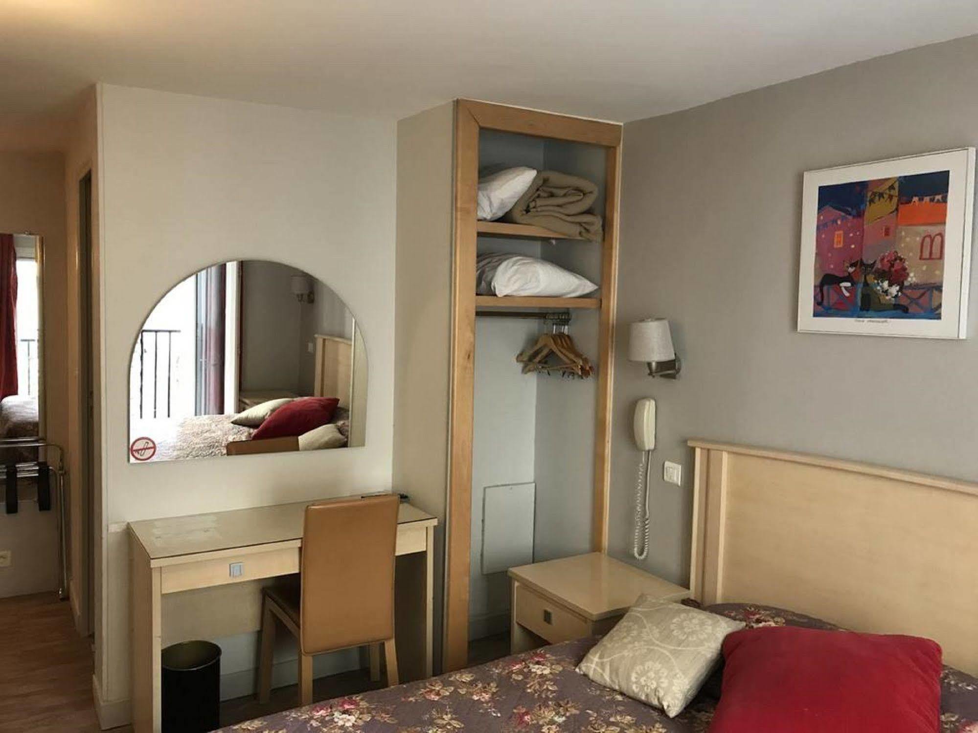Apartment Enghien Paris
