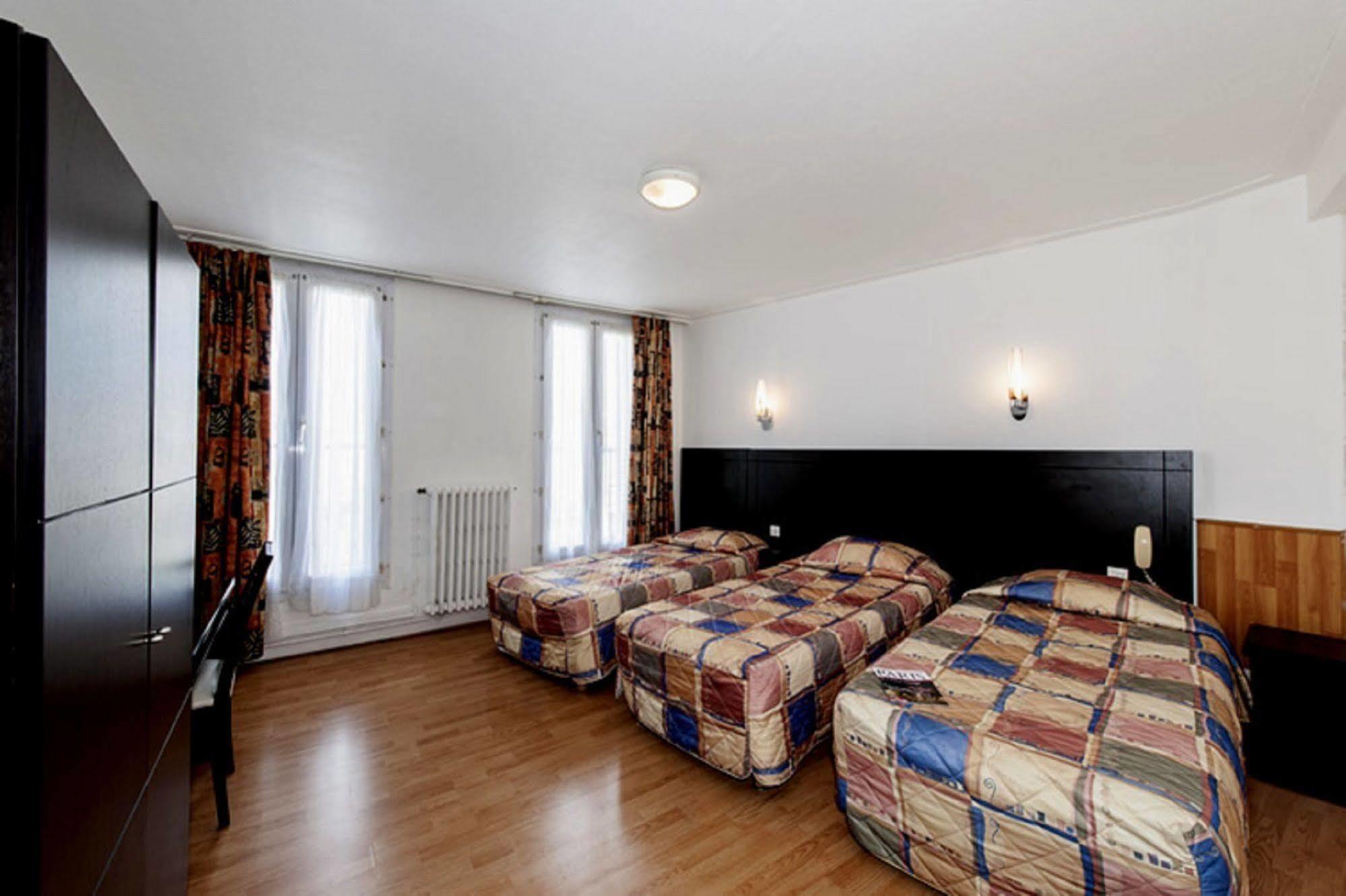 Amiot Hotel 2*