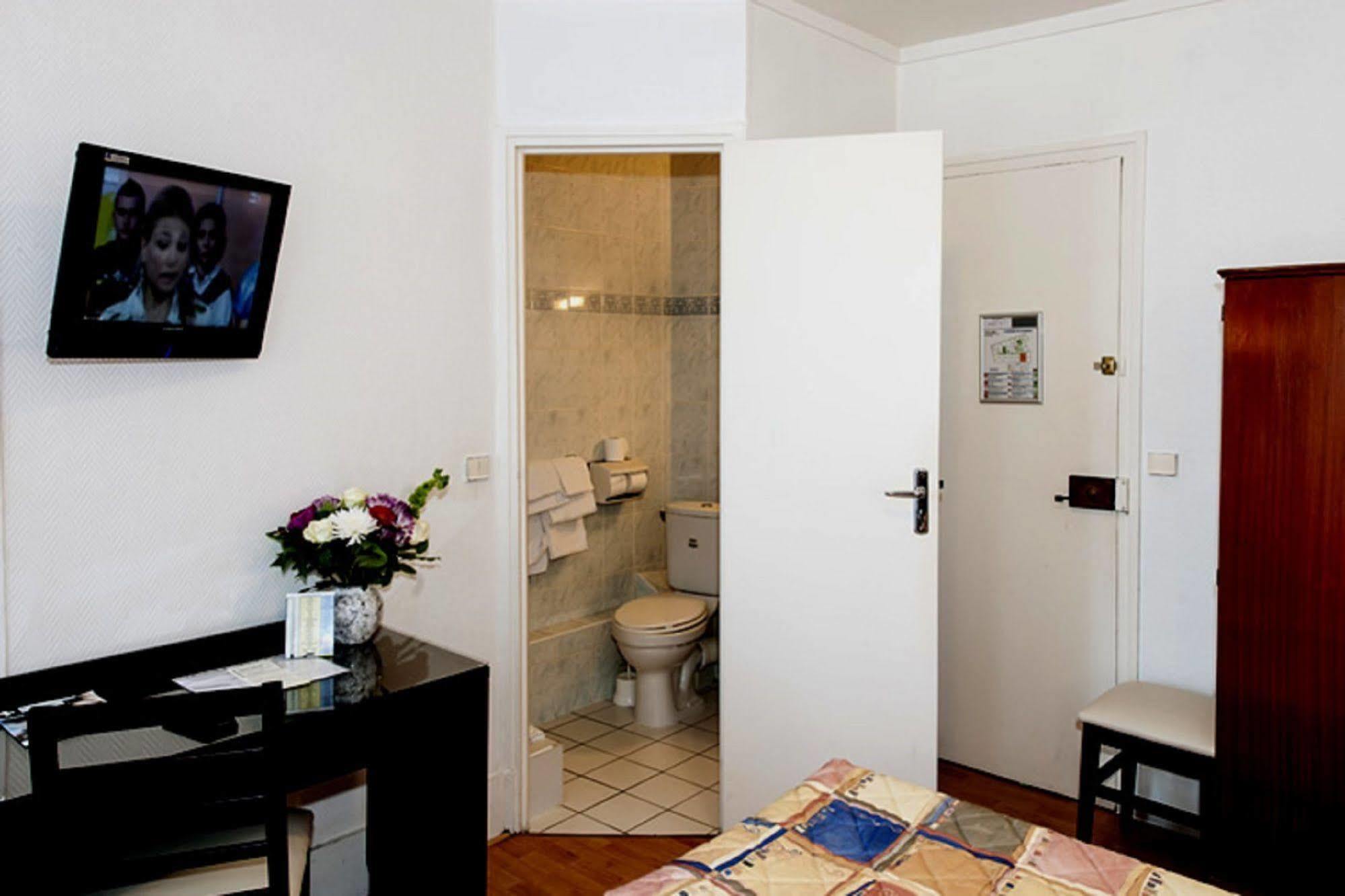 Amiot Hotel Paris
