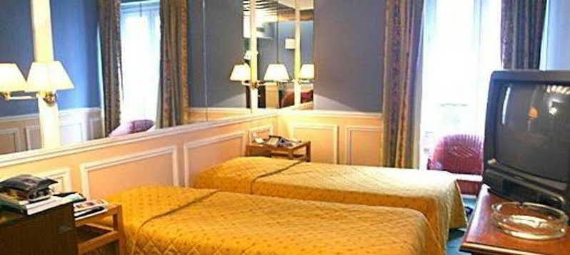 Perpetual Elysee Montaigne 4* Paris