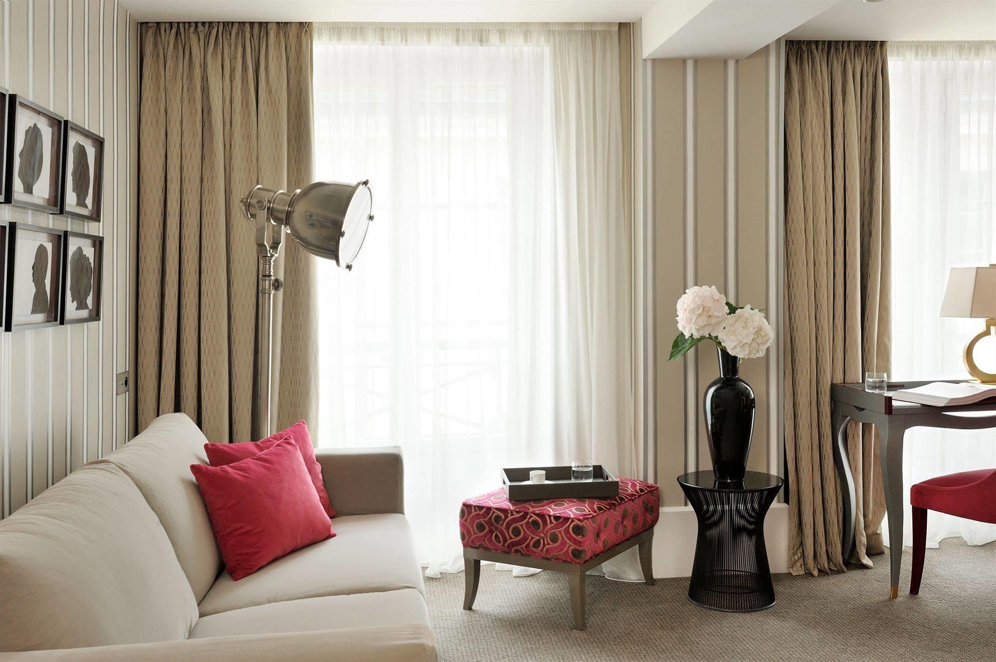 Baume Hotel