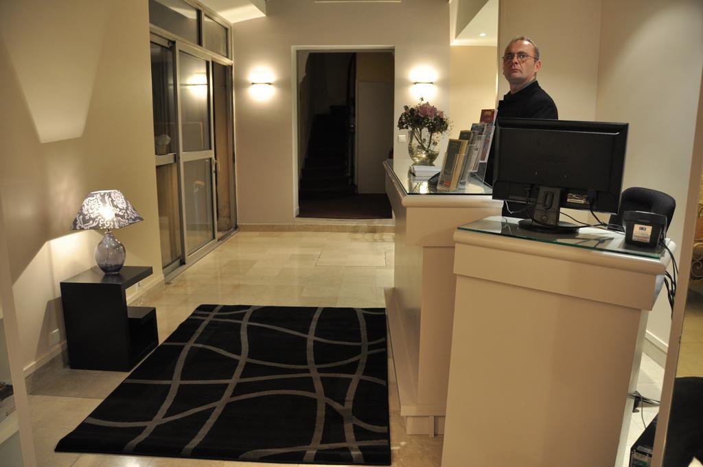 Hotel Perpetual Elysee Montaigne Paris