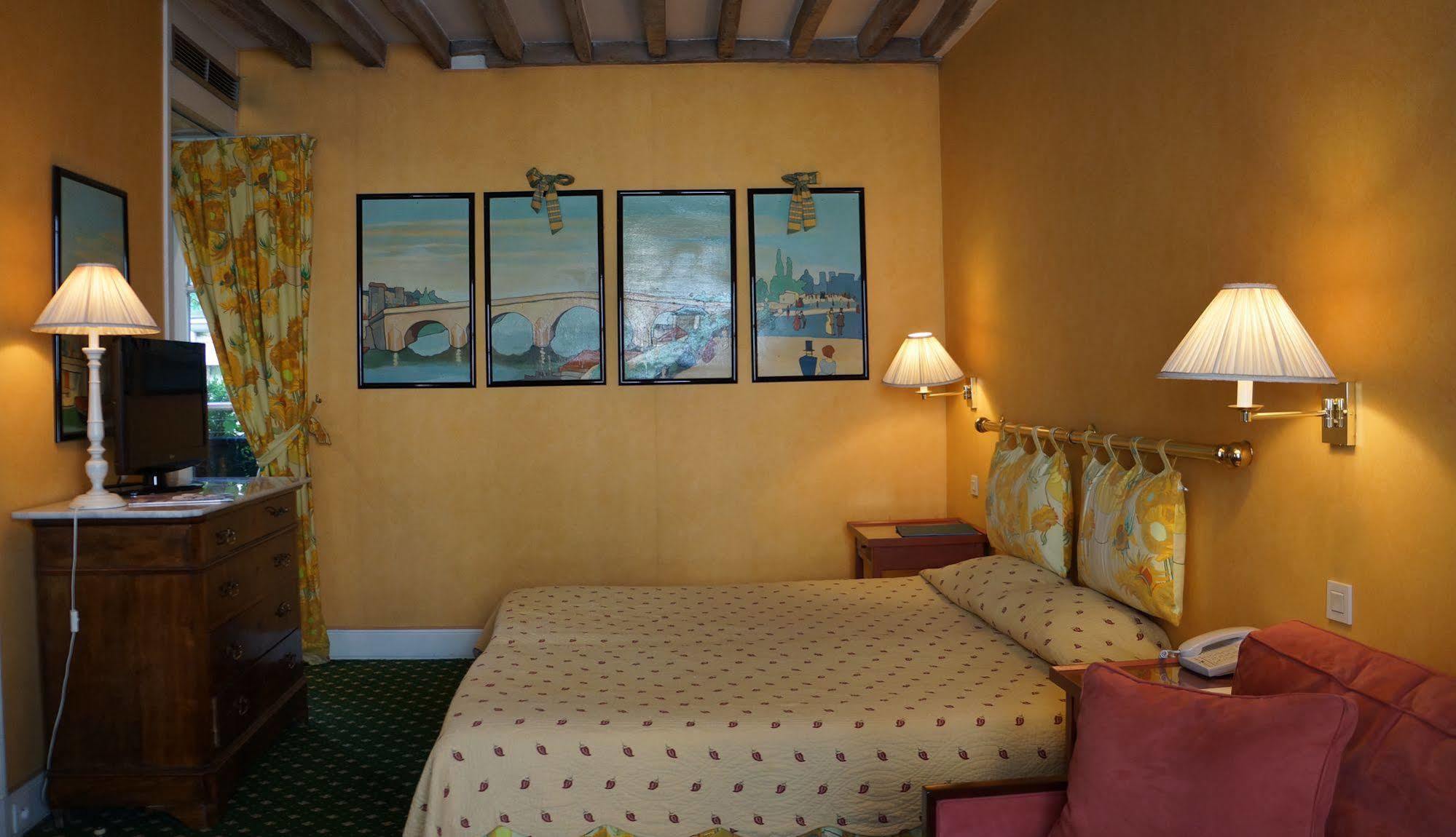 Le Relais Medicis Paris