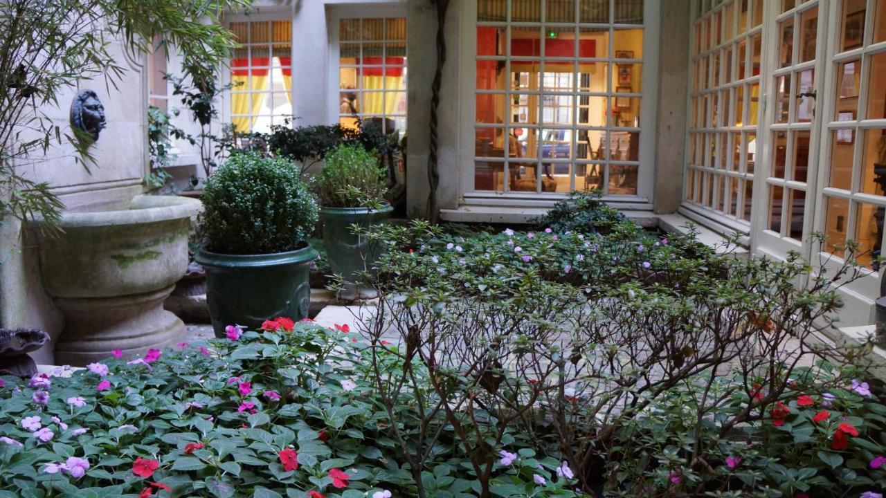 Hotel Le Relais Medicis 4*