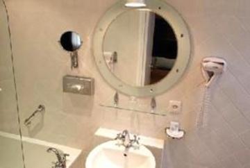 Elysees Hotel Paris