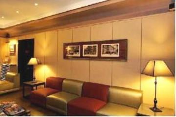 Elysees Hotel 3*