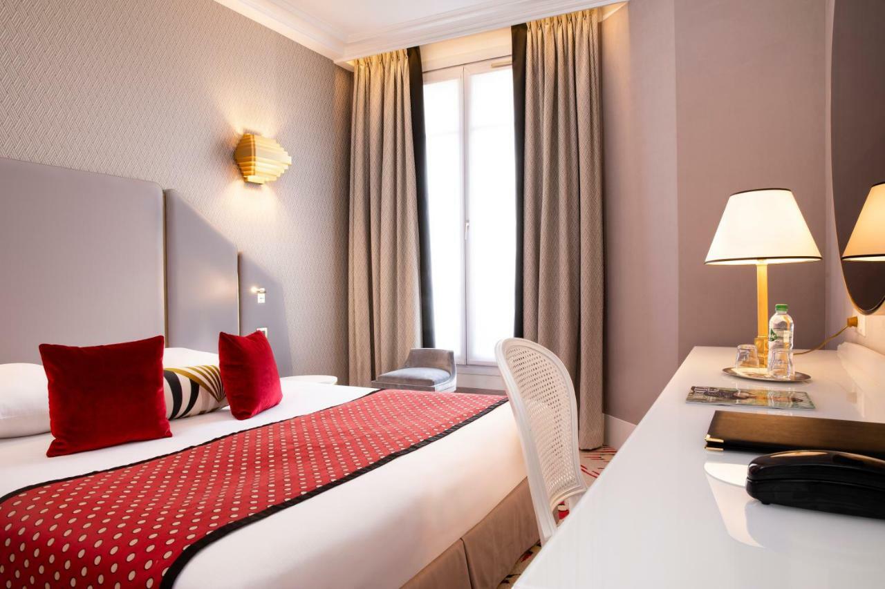 Victor Hugo Kleber Hotel Paris