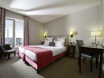 Le Relais Saint Charles Paris