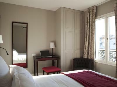 Le Relais Saint Charles 3*