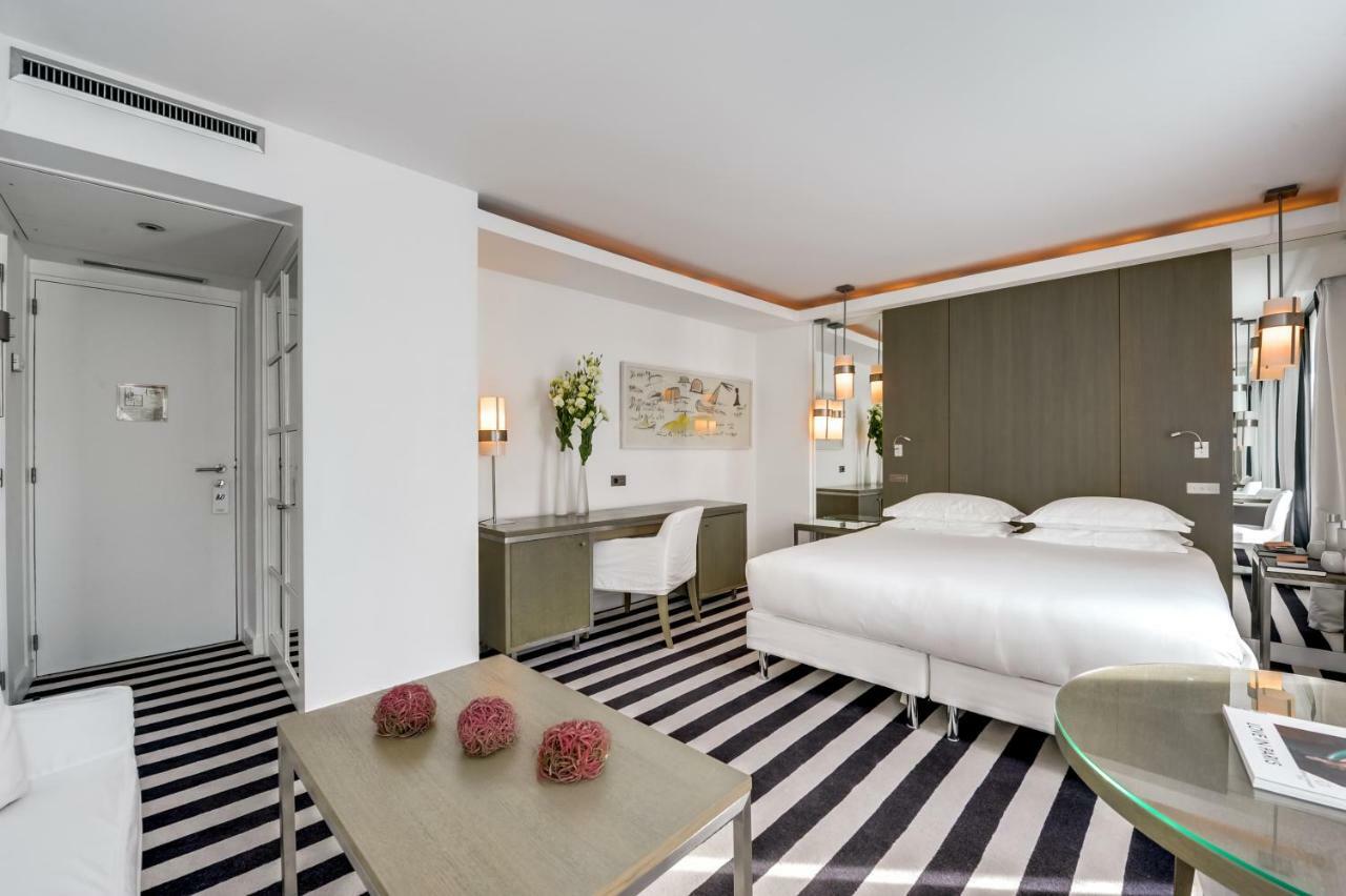 Le A 4* Paris