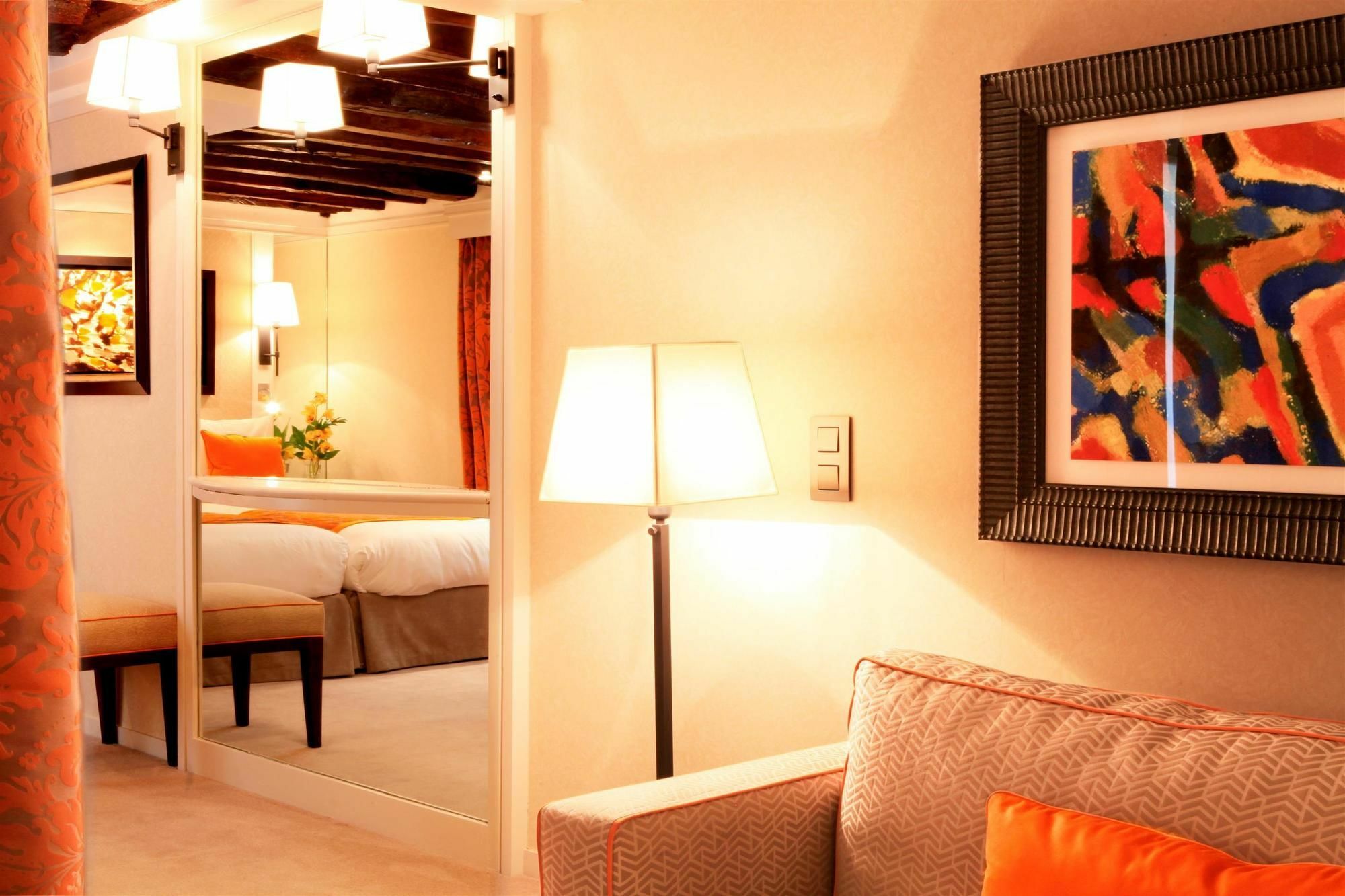 Western Sydney Opera Hotel
