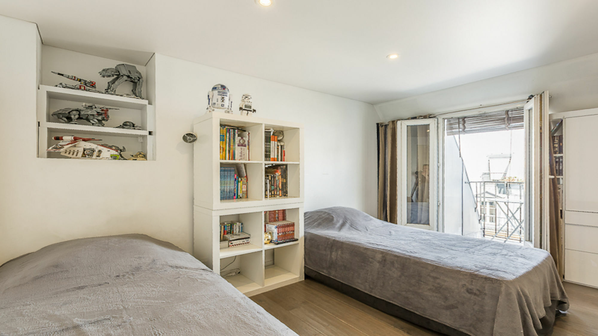We - 75006 Latin Quarter Apartment