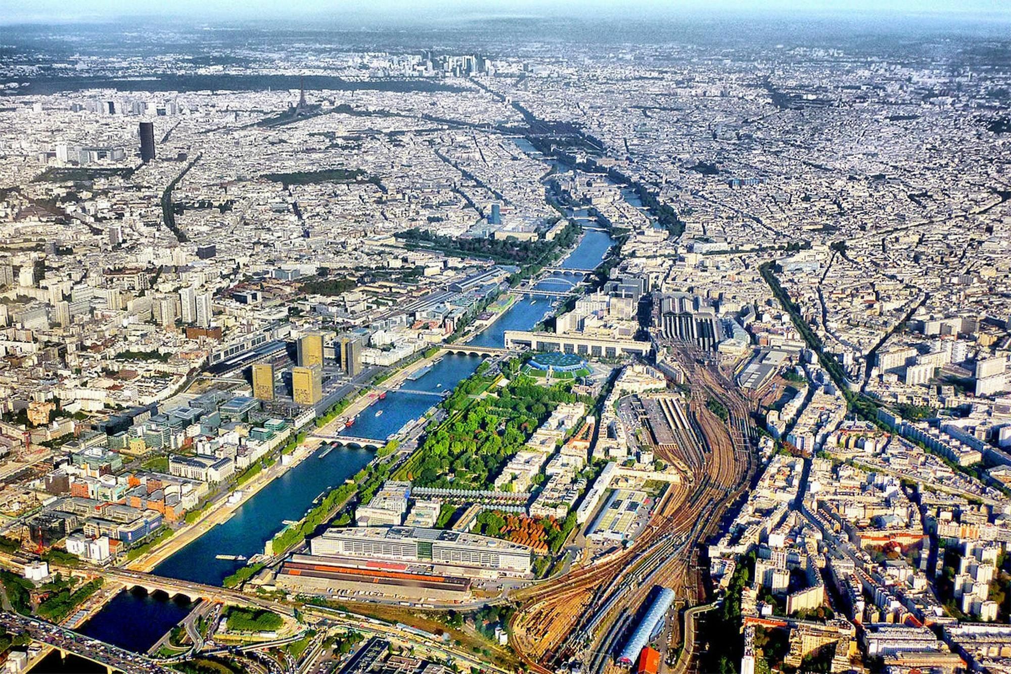 Apartment With One Bedroom In Paris, With Wifi Paris