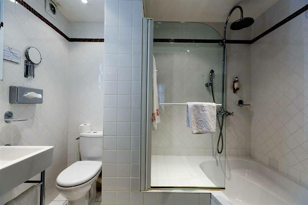 Hotel Elysees Paris