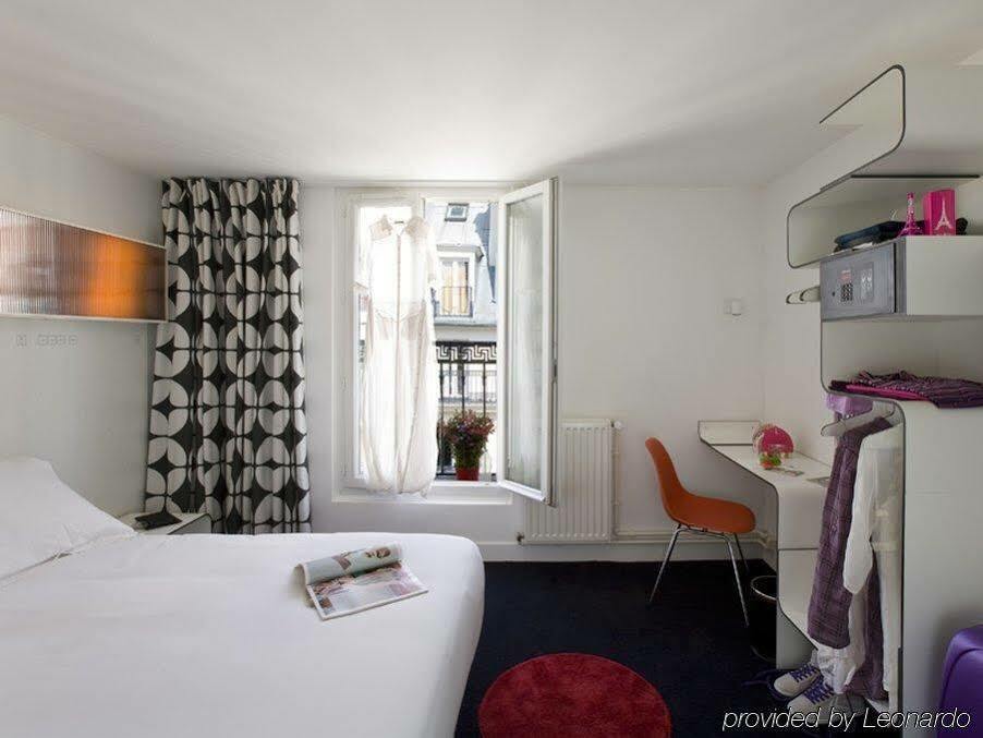 Maxim Folies Paris