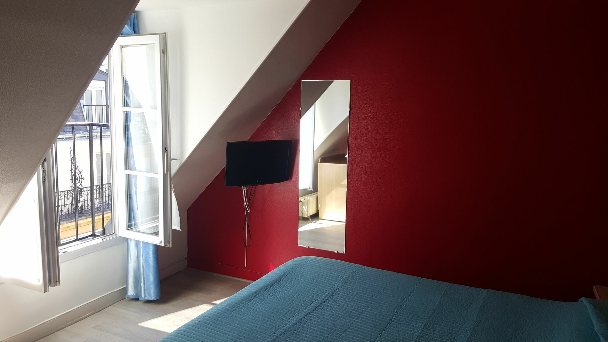 Phenix Paris