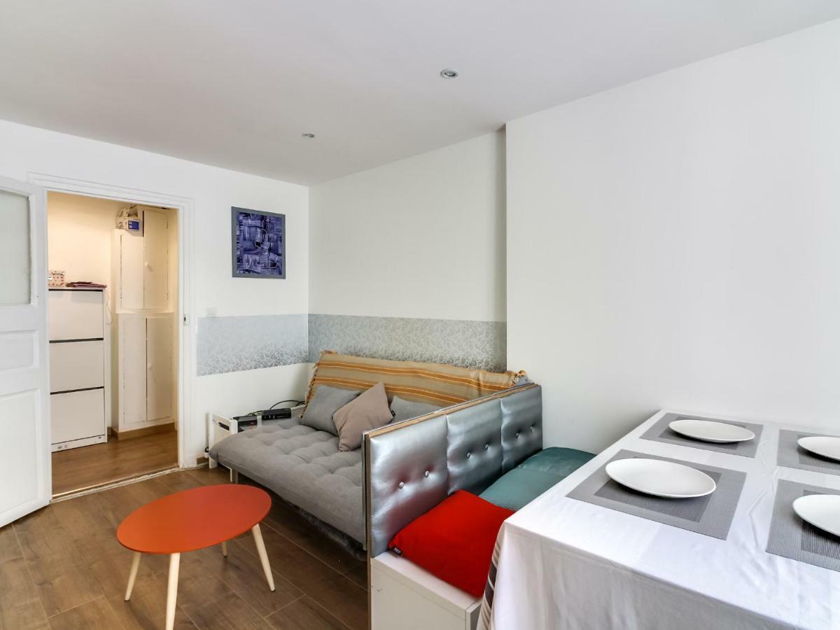 Du Louvre - Exceptional Situation At The Heart Of - Welkeys Apartment Paris
