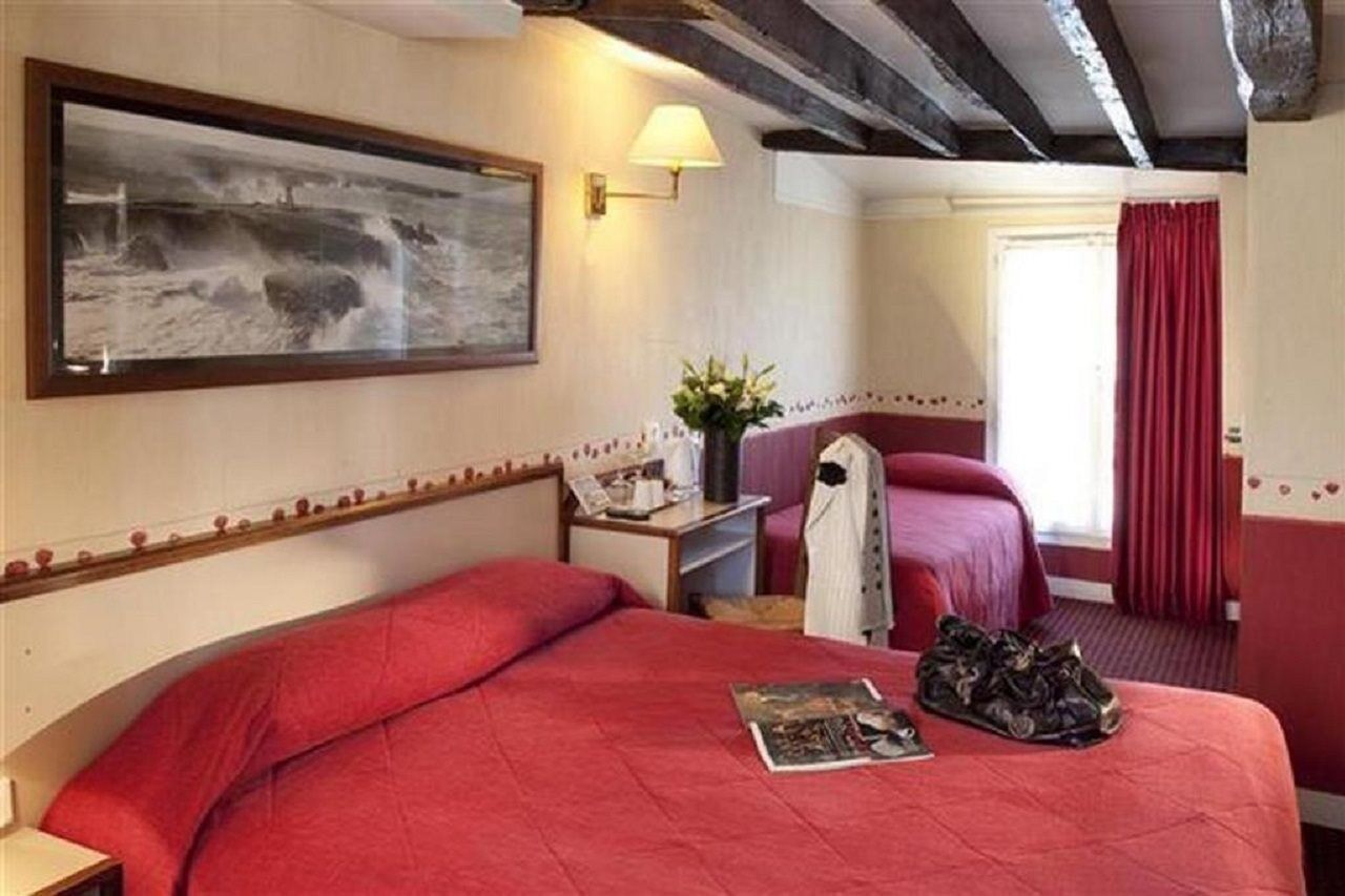 Hotel Opera Deauville 3*