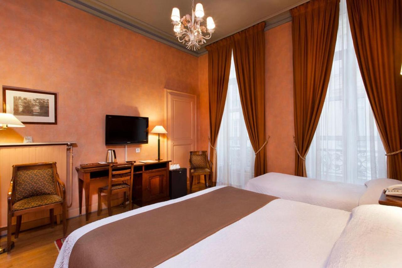 Hotel Du Palais Bourbon 3*