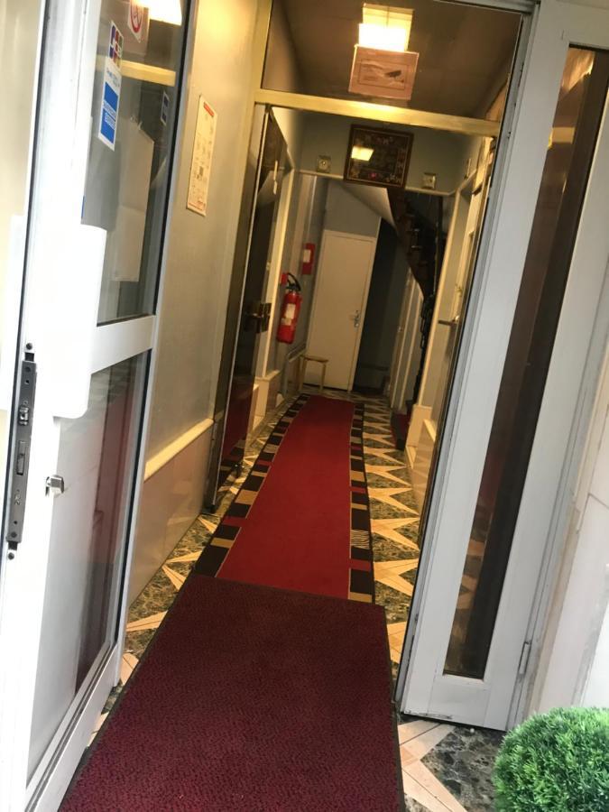 Fm Hotel