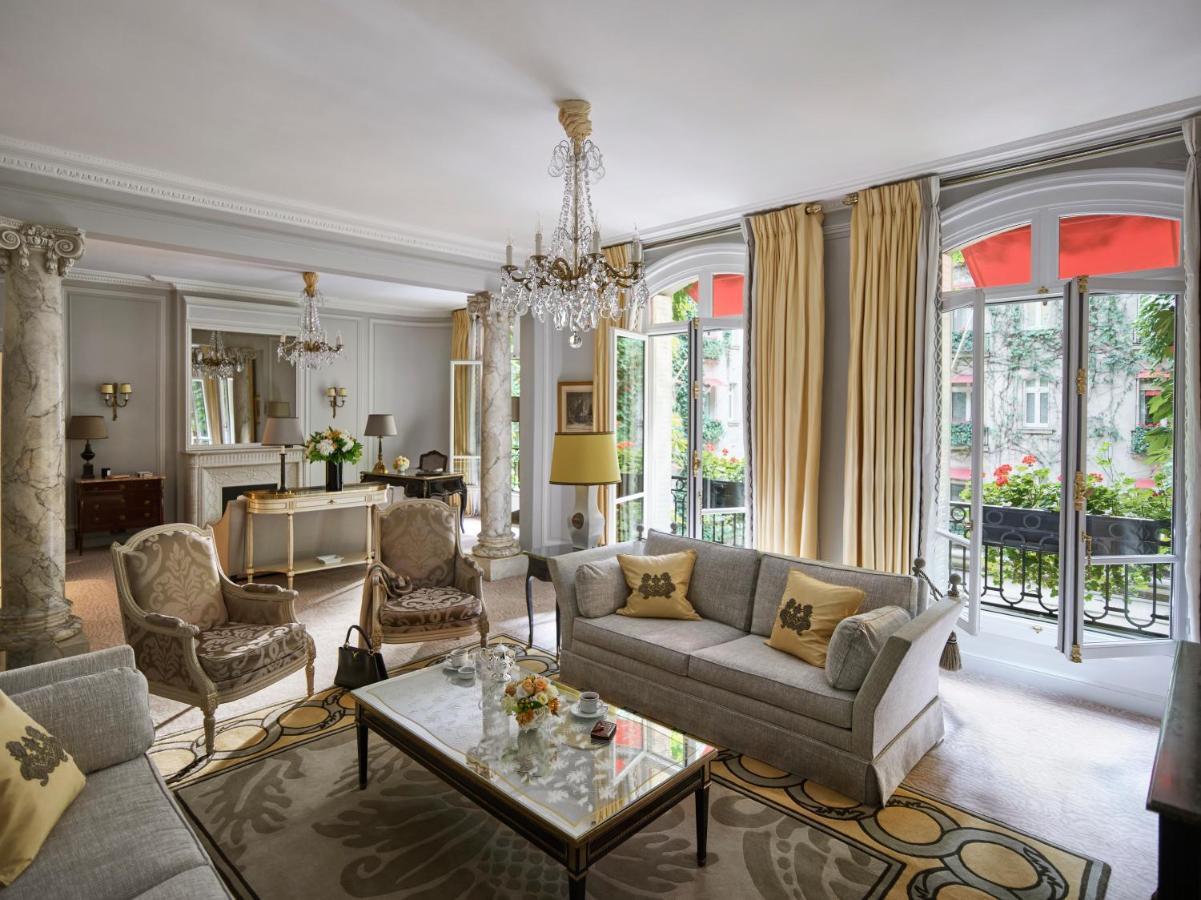 Plaza Athenee - Dorchester Collection 5* Paris