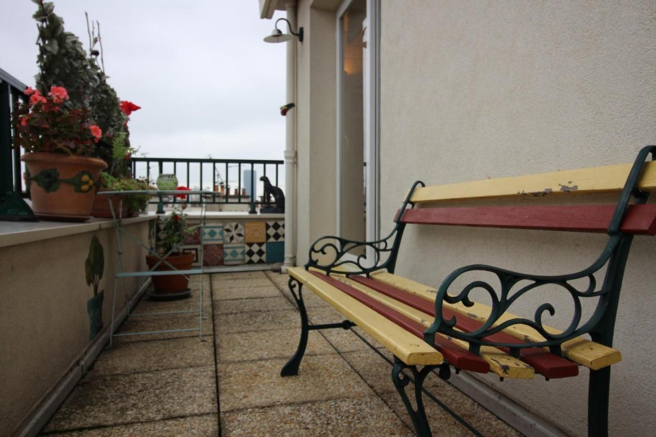 213367 - 6 Personnes A Paris