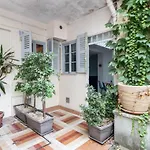 One-Bedroom Near Republique In The Heart Paris Welkeys
