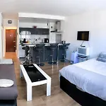 Charmant Studio Alesia