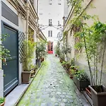 Amazing 2 Bedroom Parisian Flat