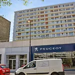 Beautiful 1 Bedroom Apartment Near Eiffel Tower