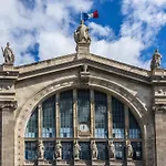 Pretty Mezzanine Studio In The Heart Of Paris