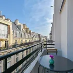 Design Apartment With Terrace By Weekome