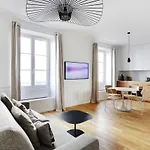 Pick A Flat\'s Apartment in Marais/Oberkampf - bvd du Temple