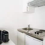 Beautiful bright studio near Montparnasse