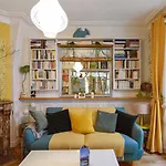 Beautiful Flat Close To Montmartre In Paris - Welkeys