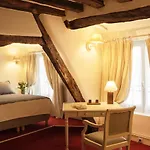 Hotel Du Cygne Paris