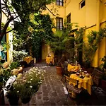 Hotel De La Tulipe