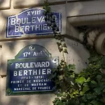 Hotel De Banville